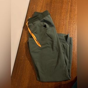 Figs Kade Cargo pants